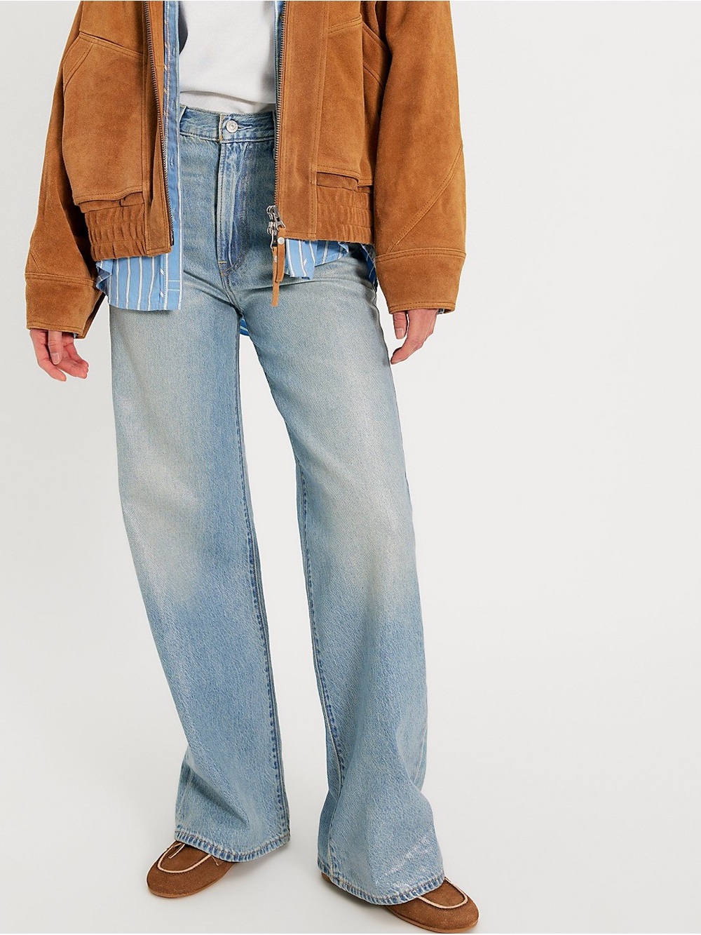 Levi’s Ribcage Wide Leg Jean - Picture 2 of 3